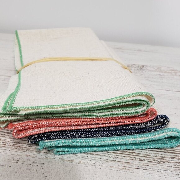 Set of 4  Unbranded Woven Napkins   colorful trim    19 X 18 - Picture 3 of 4
